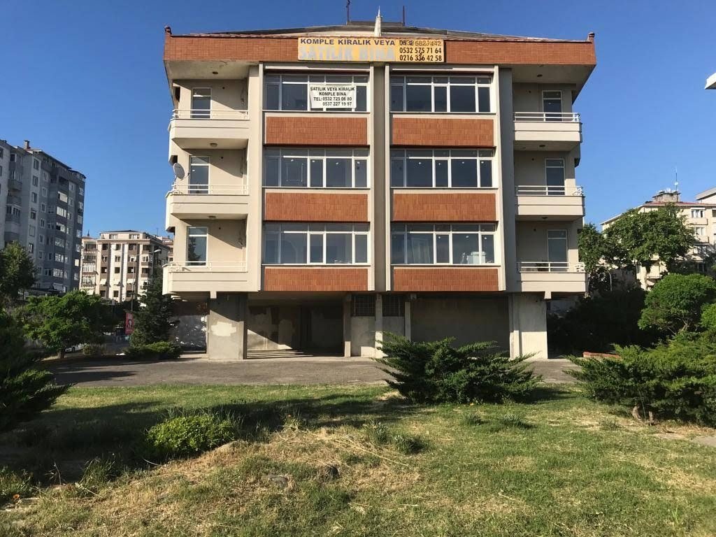 Building for Sale — Çanakkale Cad., 6 Apartment + Dükkan + Depo, 700 m² Garden